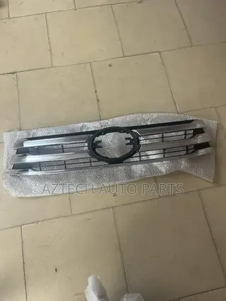 Toyota Hilux 2016 2017 2018 Top Shells Grille