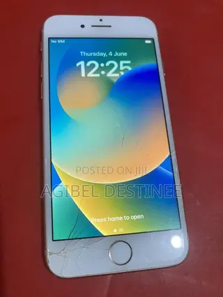 Apple iPhone 8 64 GB White