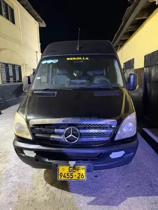Mercedes-Benz Sprinter 2013 Black