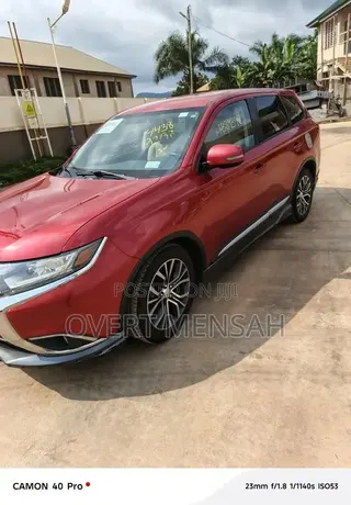 Mitsubishi Outlander 2016