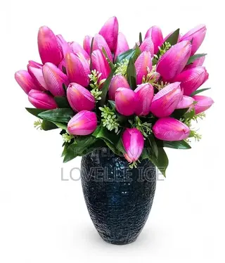 Minimalistic Flower Vase ( Emerald Green) With Flowers