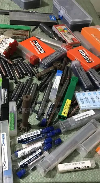 Carbide Turning and Mills Cutting Tools