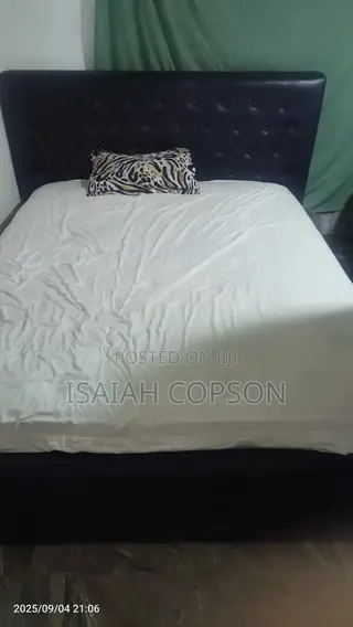 Queens Size Bed Frame Without Mattress