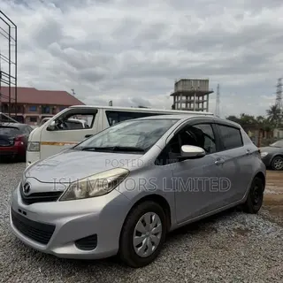 Toyota Vitz 1.3 AWD 5dr 2013 Silver