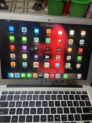 Laptop Apple MacBook Air 4GB Intel Core i5 HDD 256GB