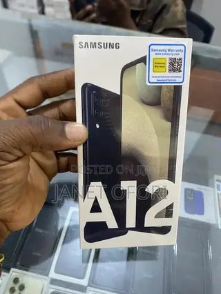 New Samsung Galaxy A12 64 GB Black