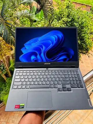 Laptop Lenovo Legion 5 16GB AMD Ryzen 5 SSD 256GB