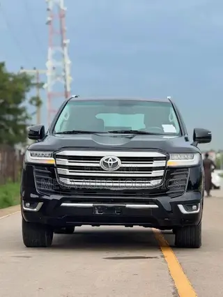Toyota Land Cruiser 2017 Matt Black