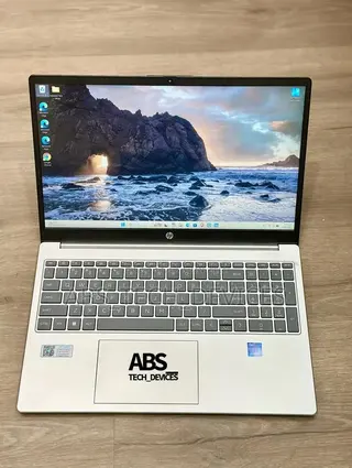 Laptop HP 15-dy1031wm 16GB Intel Core i7 SSD 512GB