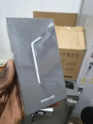 New Samsung Galaxy S25 256 GB Black