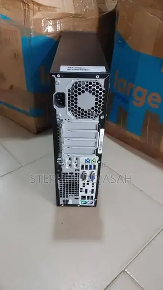 Desktop Computer HP 8GB Intel Core i7 SSD 256GB