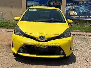 Toyota Vitz 1.3 FWD 3dr 2015 Yellow