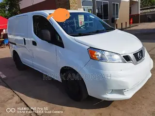 Nissan NV200 2017 White
