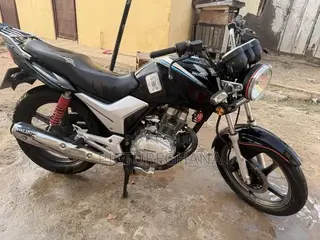 Honda CB 2013 Black