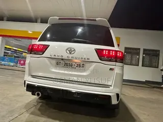 Toyota Land Cruiser 4.5 V8 GL 2013 White