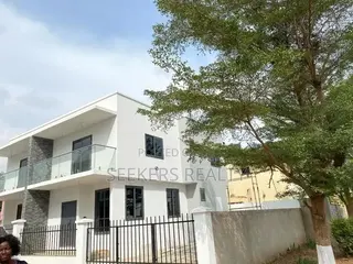 3bdrm House in Seekers Realty, Oyarifa for sale