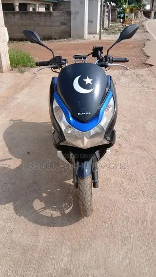 Honda 2013 Blue