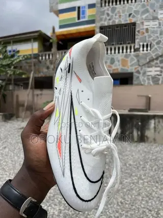 Success Crown Football Boots