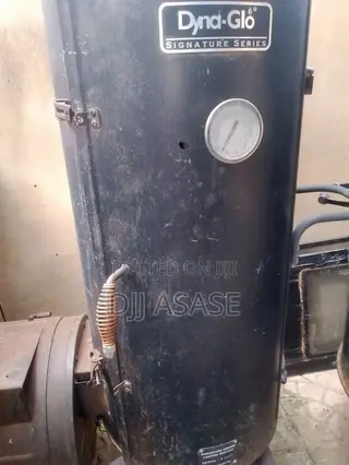 Vertical Offset Charcoal BBQ Smoker Grill