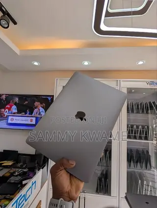 Laptop Apple MacBook Pro 2020 16GB Apple M1 SSD 500GB