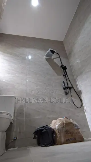 2bdrm Apartment in Akplaku, West Hills Mall Area for rent