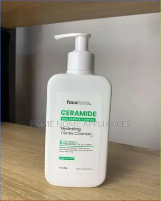 Face Facts Ceramide Hydrating Gentle Cleanser (200ml)
