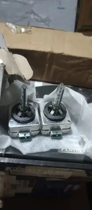Genuine American Land Rover Range Rover Headlight & Bulbs
