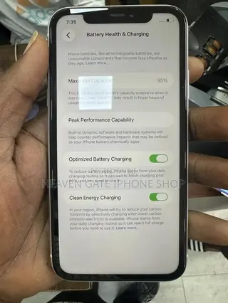 Apple iPhone 11 64 GB White