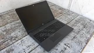 Laptop HP 255 8GB AMD A8 HDD+SSD 128GB
