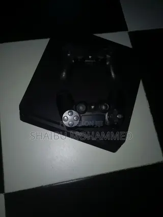 Ps4 Slim Jailbreak 1tb (18 Games Installed)