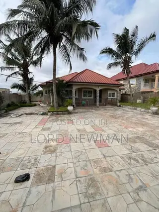 3bdrm House in Sarpeiman, Amasaman for rent