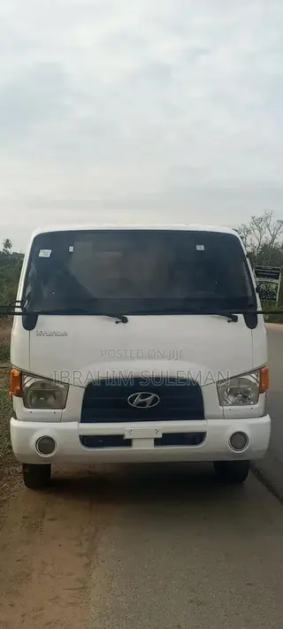 Hyundai Mighty