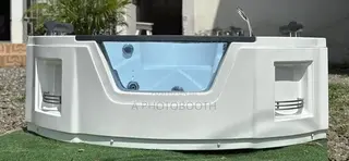 Corner Bathtub - Double Jacuzzi - Jacuzzi Bath