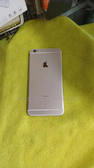 Apple iPhone 6s Plus 64 GB Gold