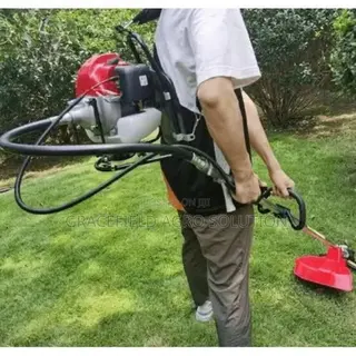 4 Stroke Brush Cutter