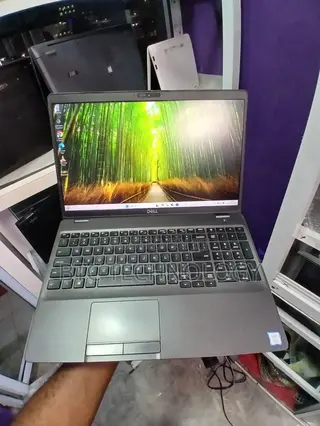 Laptop Dell Latitude 5500 16GB Intel Core i5 SSD 512GB