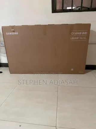 The Samsung 55-Inch Crystal UHD U8000F