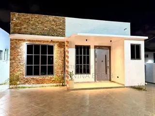 3bdrm House in Lakeside for sale