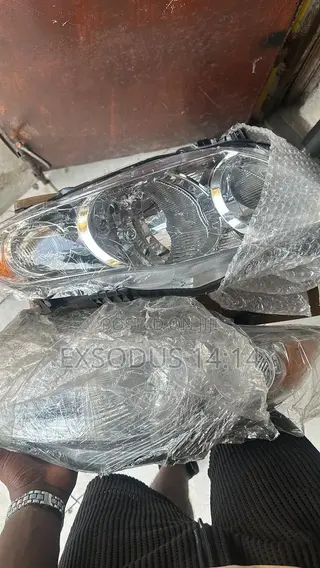 Toyota Corolla Headlight