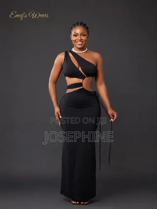 Classic Dress for Ladies