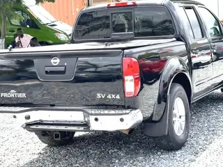Nissan Frontier 2016 Black