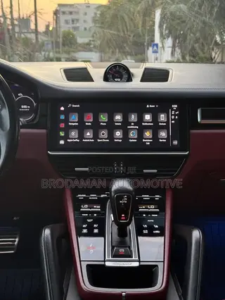 Porsche Cayenne GTS AWD 2023 Black