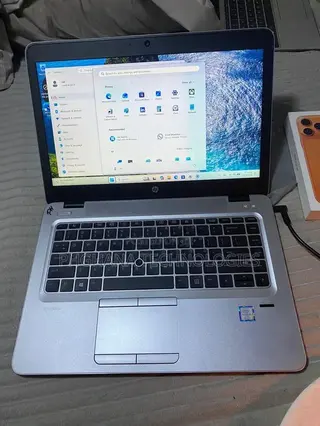 Laptop HP EliteBook 840 G4 8GB Intel Core i5 SSD 256GB
