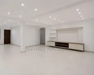 3bdrm House in Community 3 for sale