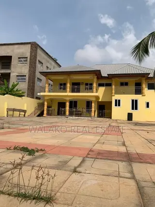 3bdrm Apartment in Gbawe for rent