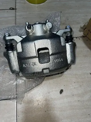 Mitsubishi L200 Front Hub Calipers