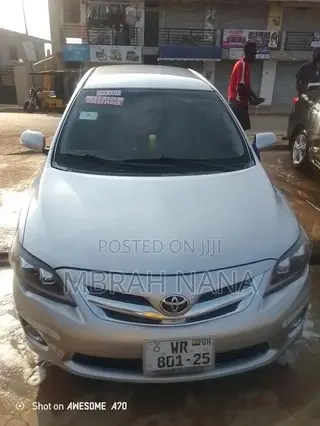 Toyota Corolla 2016 Silver