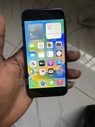 Apple iPhone 8 64 GB Black