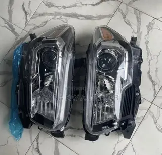 Toyota Tacoma 2016,2017,2018,2019,2020 Headlights Normal