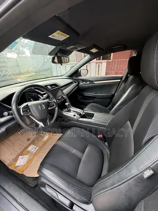 Honda Civic 2020 Gray